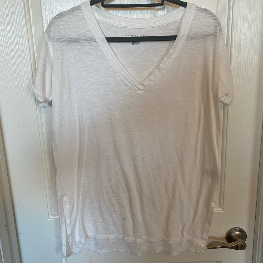 ⭐️ 3 for $20 ⭐️ AE oversized V neck